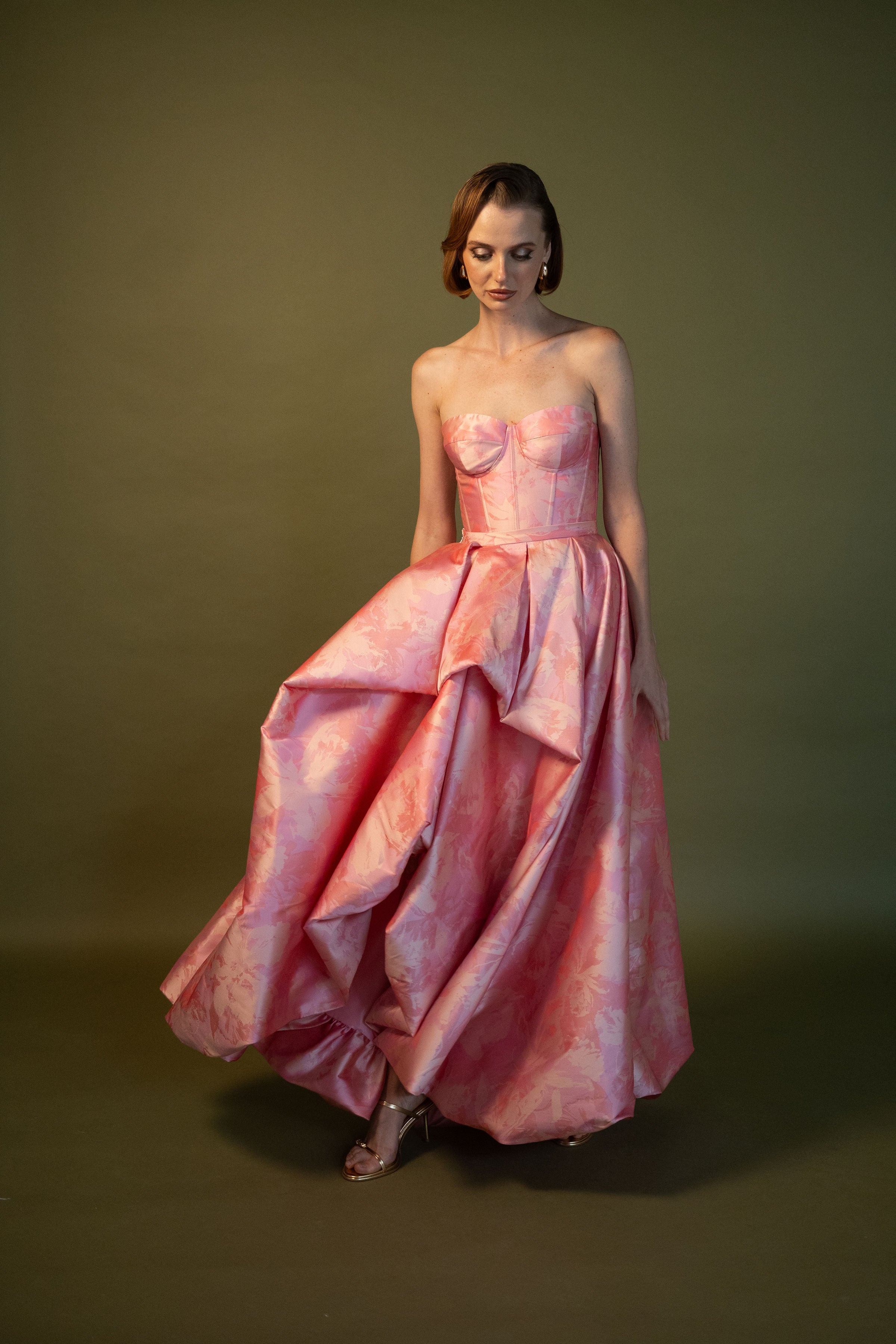 ATELIER – ESTEFANIA OFFICIAL